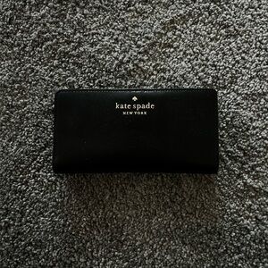 ✨NWT✨ Kate Spade Wallet